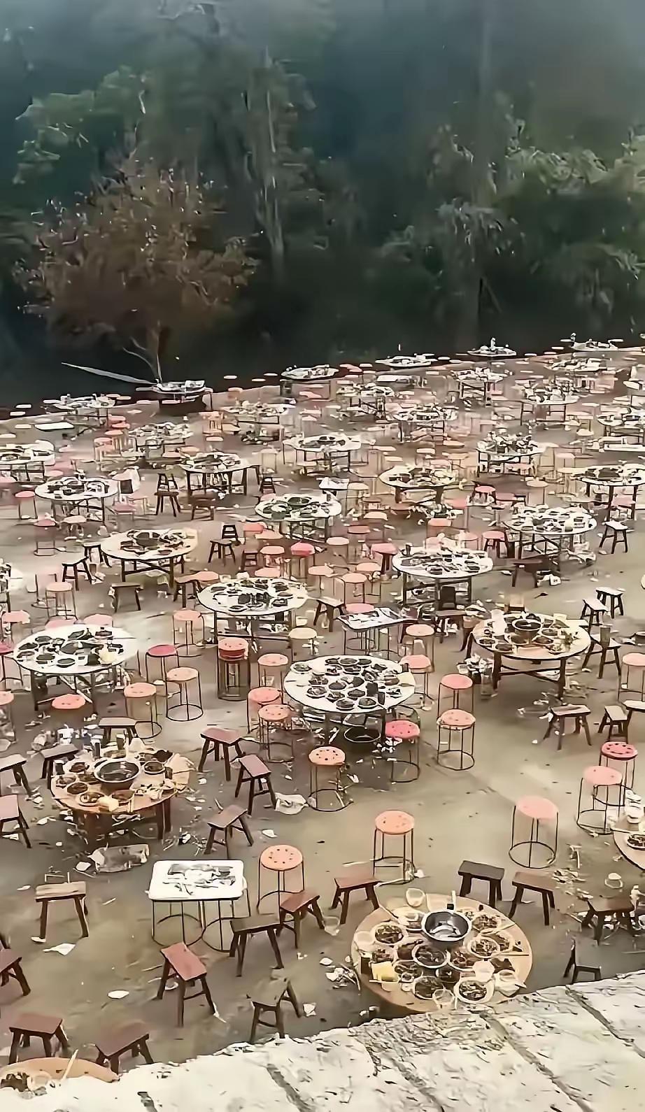 可惜可惜太可惜
这么多的肉莱就浪费掉了，
这罪过大了，灶王菩萨会上玉皇大帝那儿去