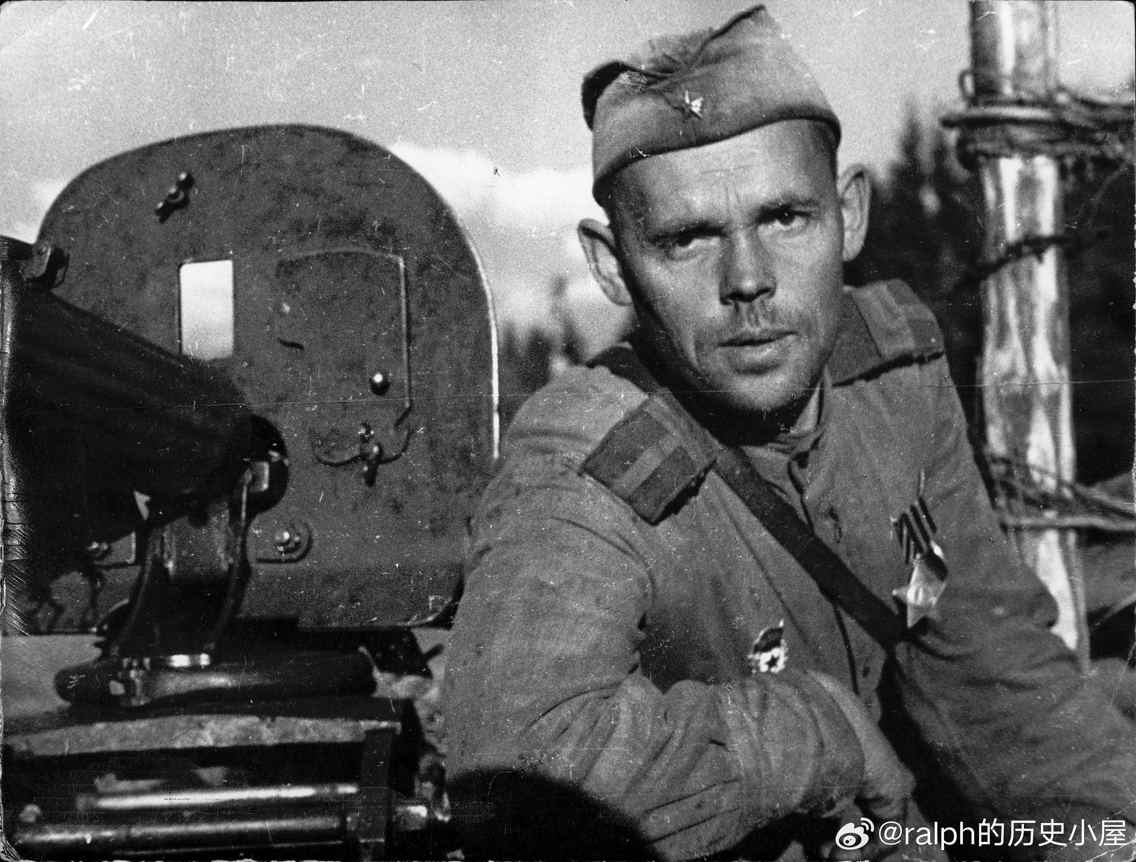 1944年白俄罗斯第3方面军近卫独立摩托车第2团机枪班长、军士Николай М