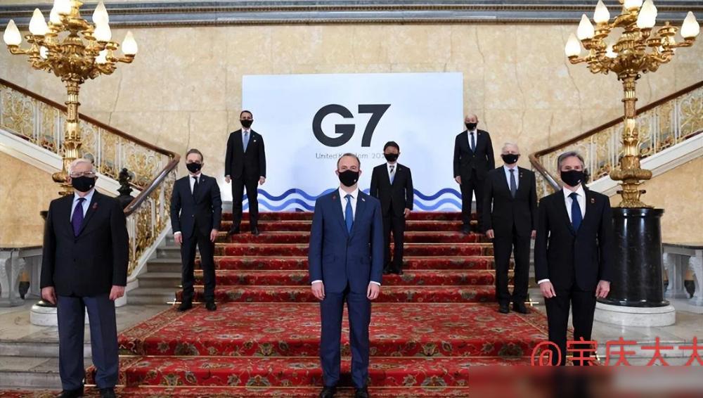 G7这塑料兄弟情真是越演越烈了！拜登一边在峰会上强撑门面，一边还得为儿子亨特的官