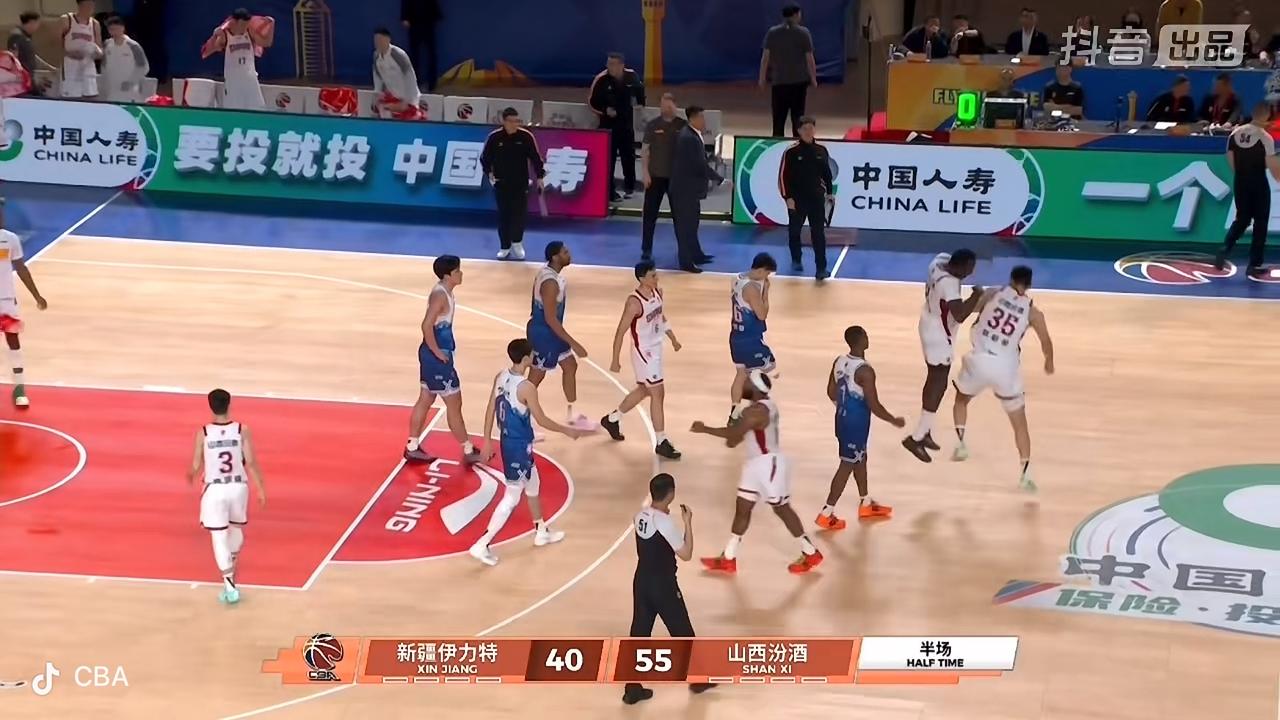 山西汾酒男篮上半场比赛还是领先

       在刚刚结束的山西汾酒男篮客场挑战