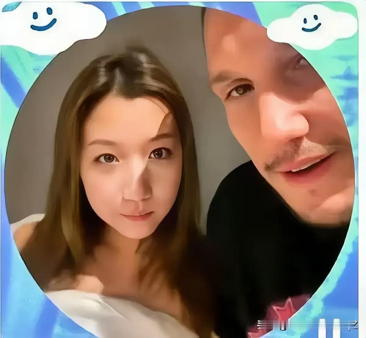 真像，雷探长可是真人君子，谁是恶臭男事实已经表明了。
自己什么货色，心里没点数吗