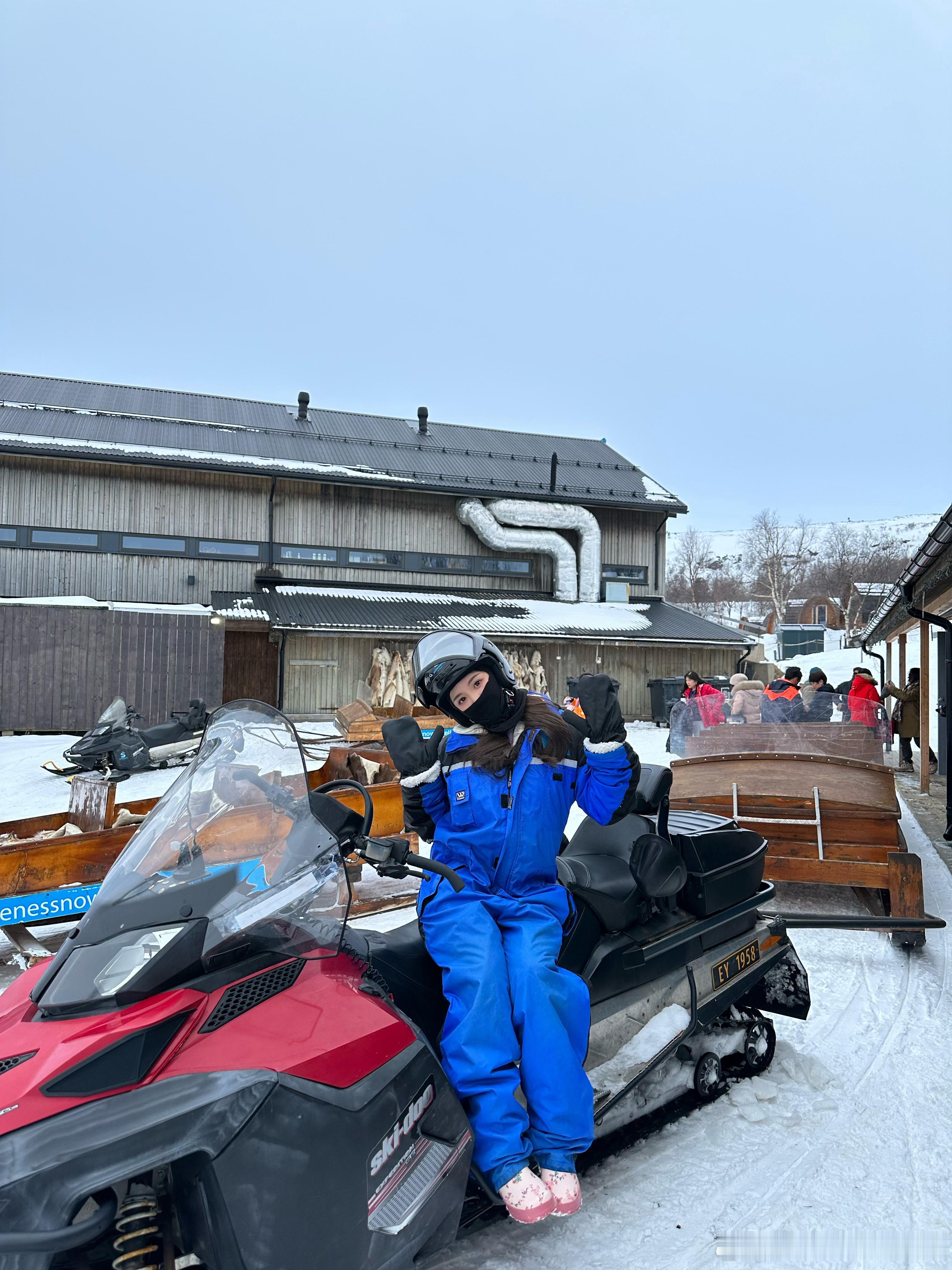 好怀念啊啊啊啊 还想去下雪的地方  ​​​