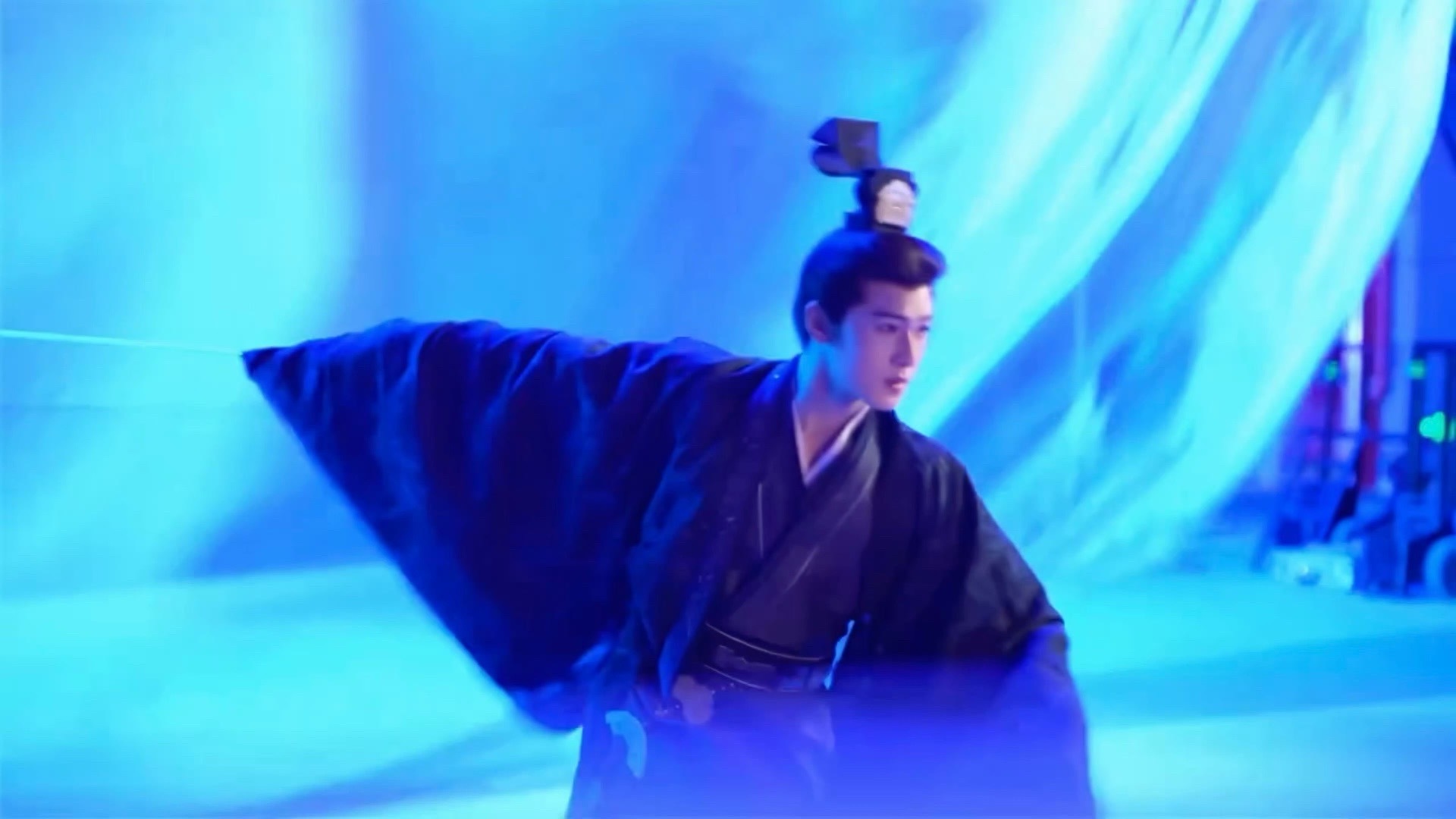 李昀锐宇文良时舞剑镜头，给我帅晕了