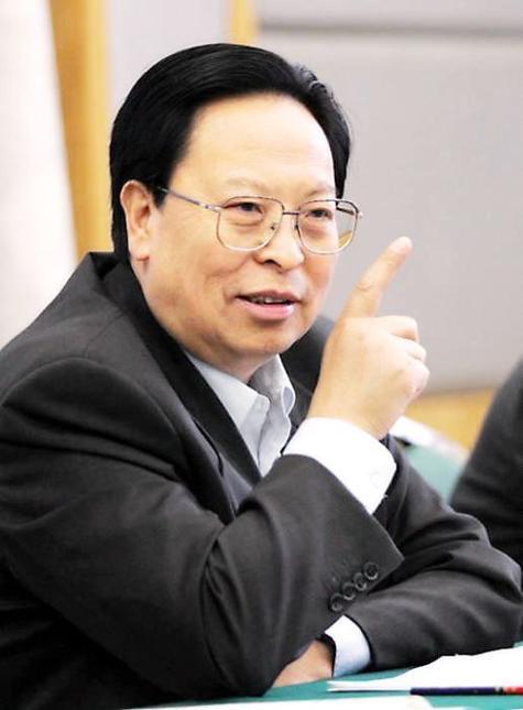 是徐光春书记提出把开封建成河南省文化教育中心！
徐光春书记推动定位开封为区域文化