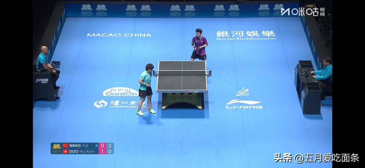 场上很和谐的一场比赛，场下普通话和粤语快干上了[笑哭]。
粤语帮杜凯琹加油的大哥