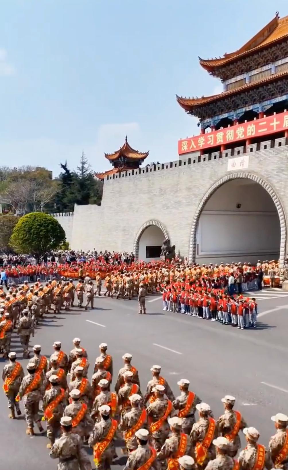 大陆征兵出现一个重大迹象，台当局彻底慌了，英媒：赖清德焦虑到睡不着觉！

目前正