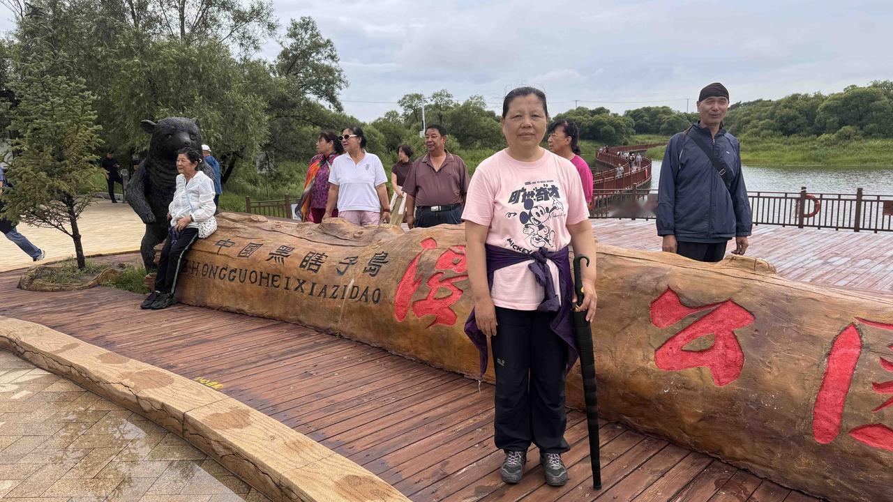 7月15号自驾331、内蒙、黑龙江吉林辽宁（十六）

早上3点多我被雨点打在车身