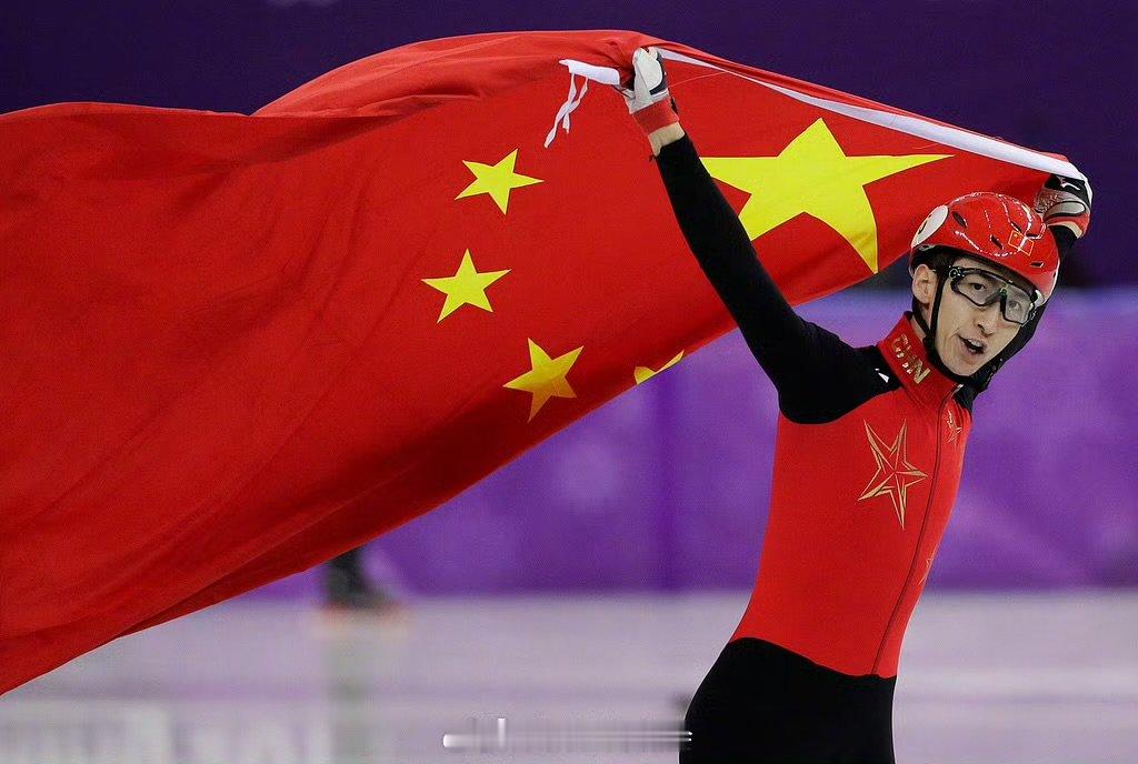 武大靖说换个身份守冰场 武大靖真心未改热爱依旧【武大靖拟聘用为主教练】体育总局冬