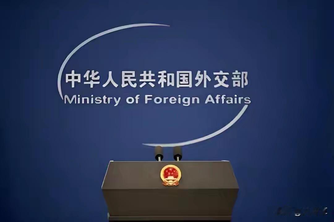 美国暴怒？不过是被踩了尾巴知道痛了！
在美国国防部对台军售110亿美元方案出台后