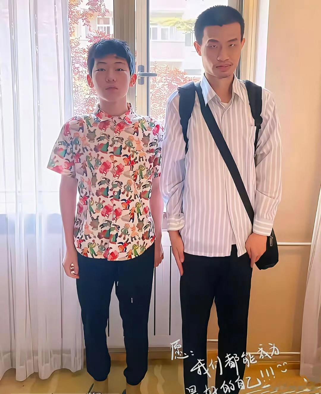韦神这是不得已被迫营业了， ​我们就让韦神好好的做他的学术吧！ ​​​