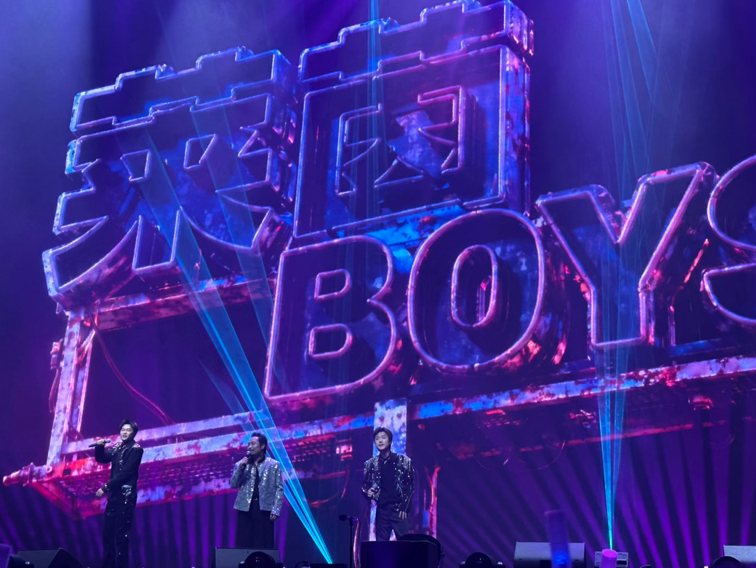 李飞唱了卡拉永远OK 《特立独行》汇报演出，宋木子、合文俊、李飞唱了《卡拉永远O
