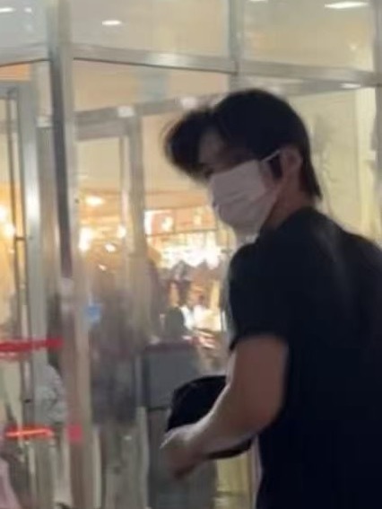 你们不说我也不说 完全xxx 
