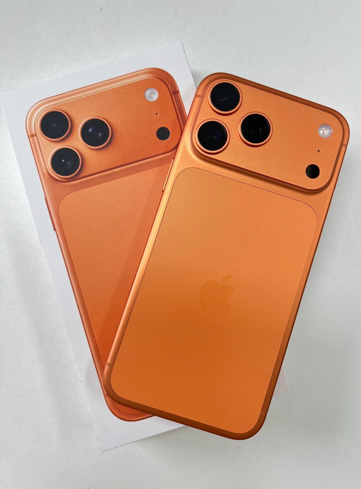 好快啊，下个月这款就是旧 iPhone 旧配色了