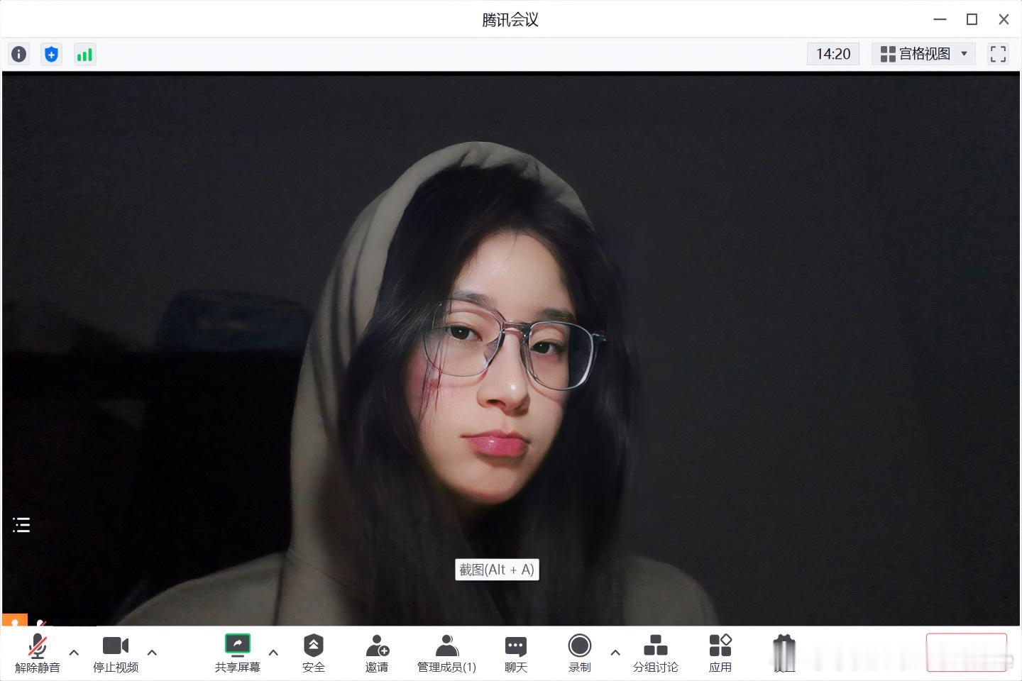 有没有人懂一下23年的这个妹子到底多可爱然而此人如今已经成了冷漠无情的坏女人^ 