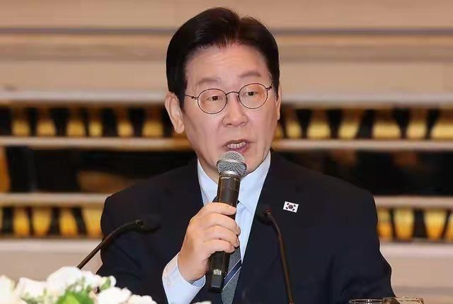 美韩日同盟，小日本地理位置和韩国完全不一样，一旦局势失控，韩国就是前线中的前线，