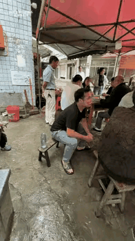 这瓜娃子还是缺少物理教育
