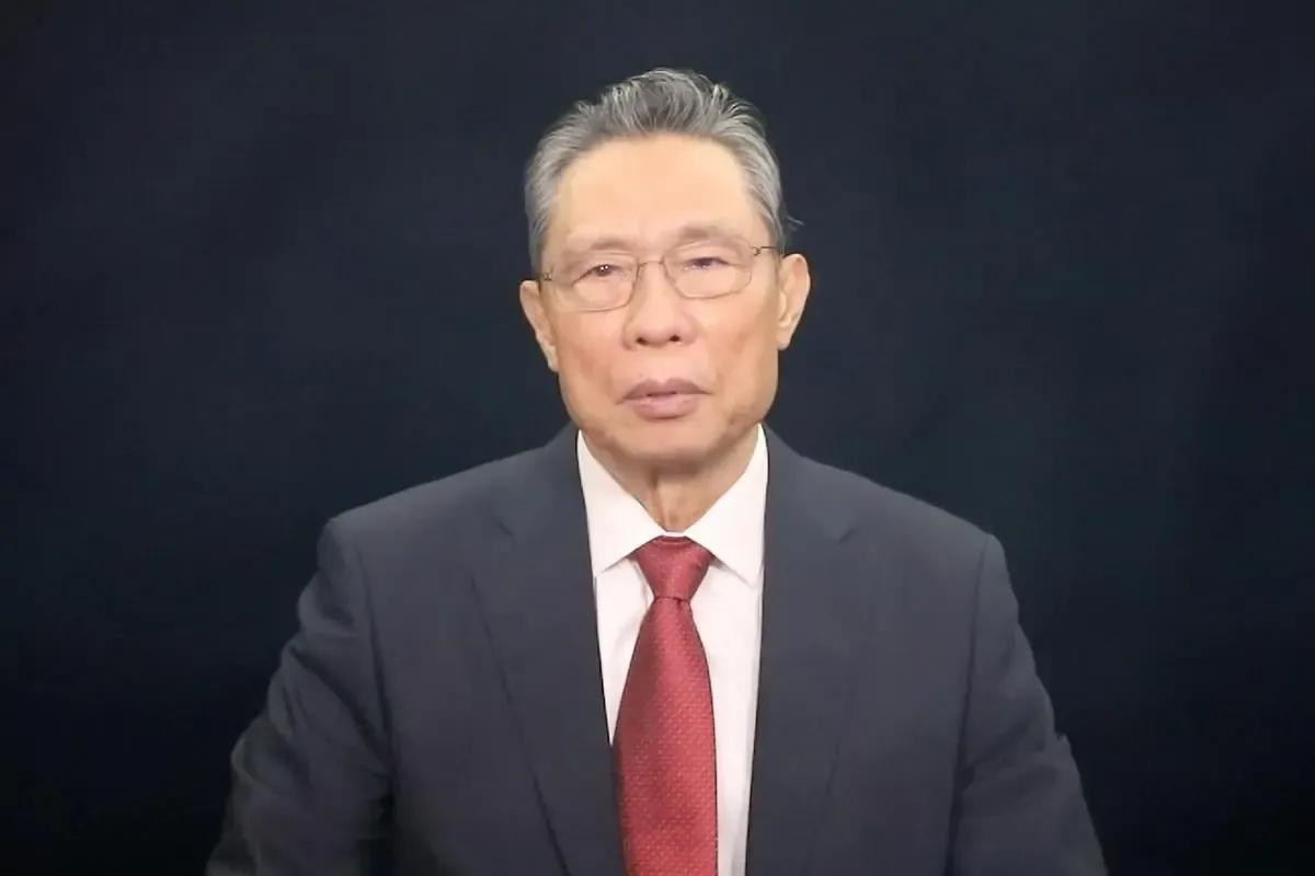 我国著名科学家都毕业于什么中学？
1、钱学森————-北京师范大学附属中学
2、