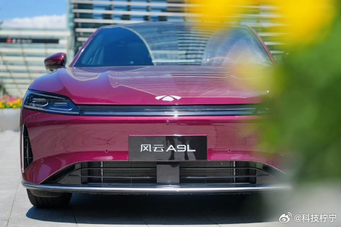 探索A9L，体验真正的豪华驾乘。20万的价位，却拥有超越同级别车型的品质与风范。