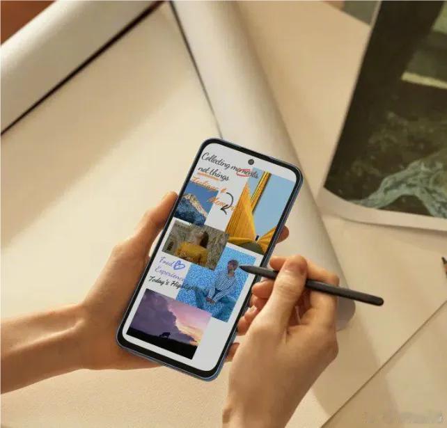 国内厂商TCL展示了旗下最新款手机，TCL NXTPAPER 70 Pro 5G