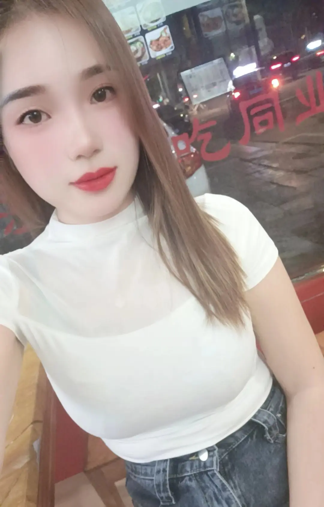 一直说学会平静，其实不用学，经历多了自然就静了……