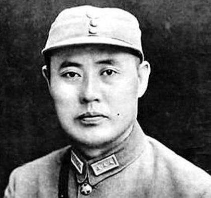 傅作义有句流传很广的话：“军人有钱便贪生畏战，有钱人不能打仗。”这句话，是他对照