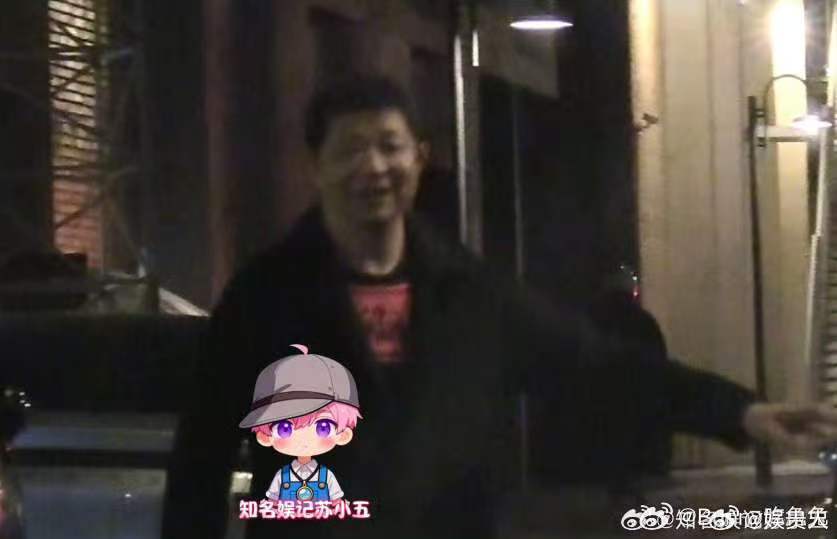 曹郁离婚后状态曹郁官宣离婚后再回与姚晨的婚房官宣离婚后曹郁再回婚房，看上去很自然