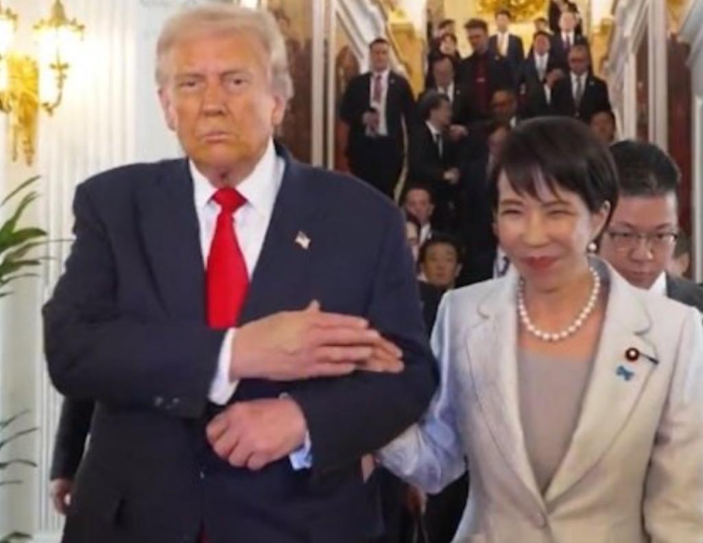 特朗普哪怕想破了脑袋，也没算到中国会出这一招！就在美国早已架好摄像机，等着拍摄“