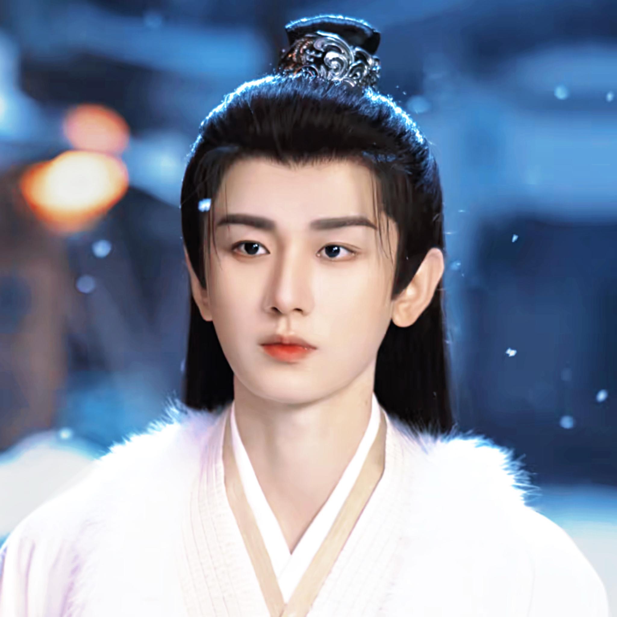 头像已更新，双重偏爱只为谢淮安！抖和小红薯头像已换，不知道明天微博会换哪张图？成