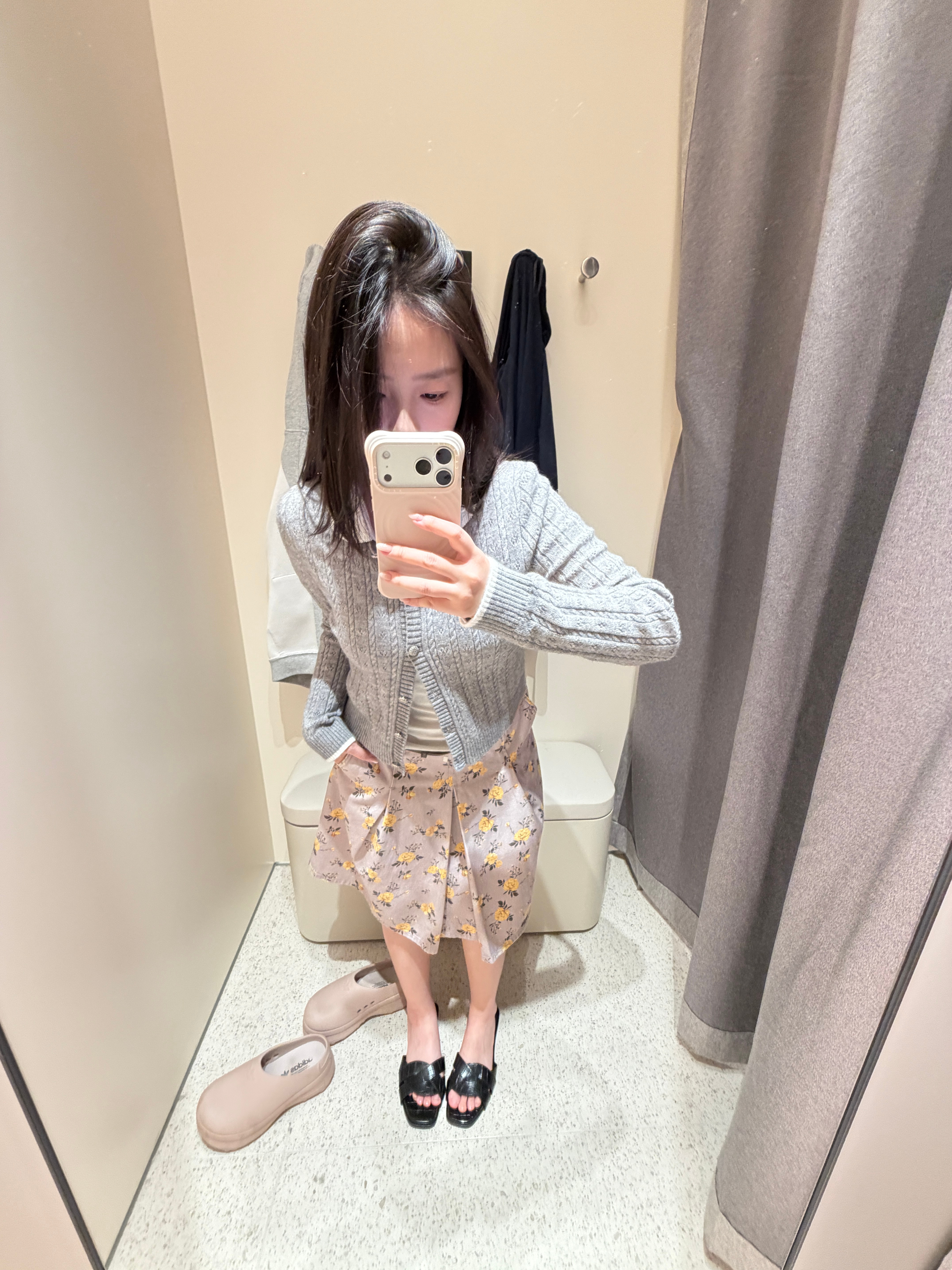 怎么感觉这套又丑又好看的