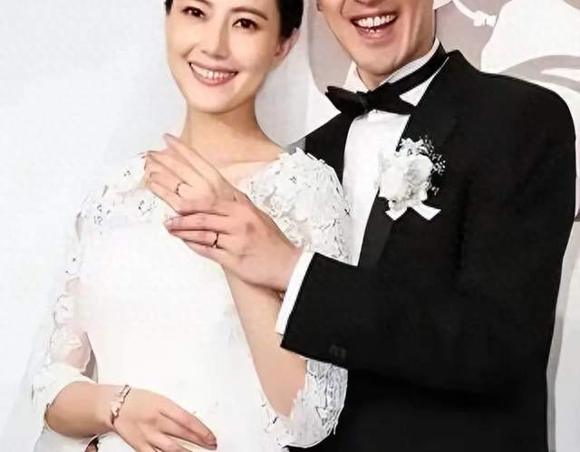 十二年交替扛家，这才是赵又廷高圆圆婚姻的真相