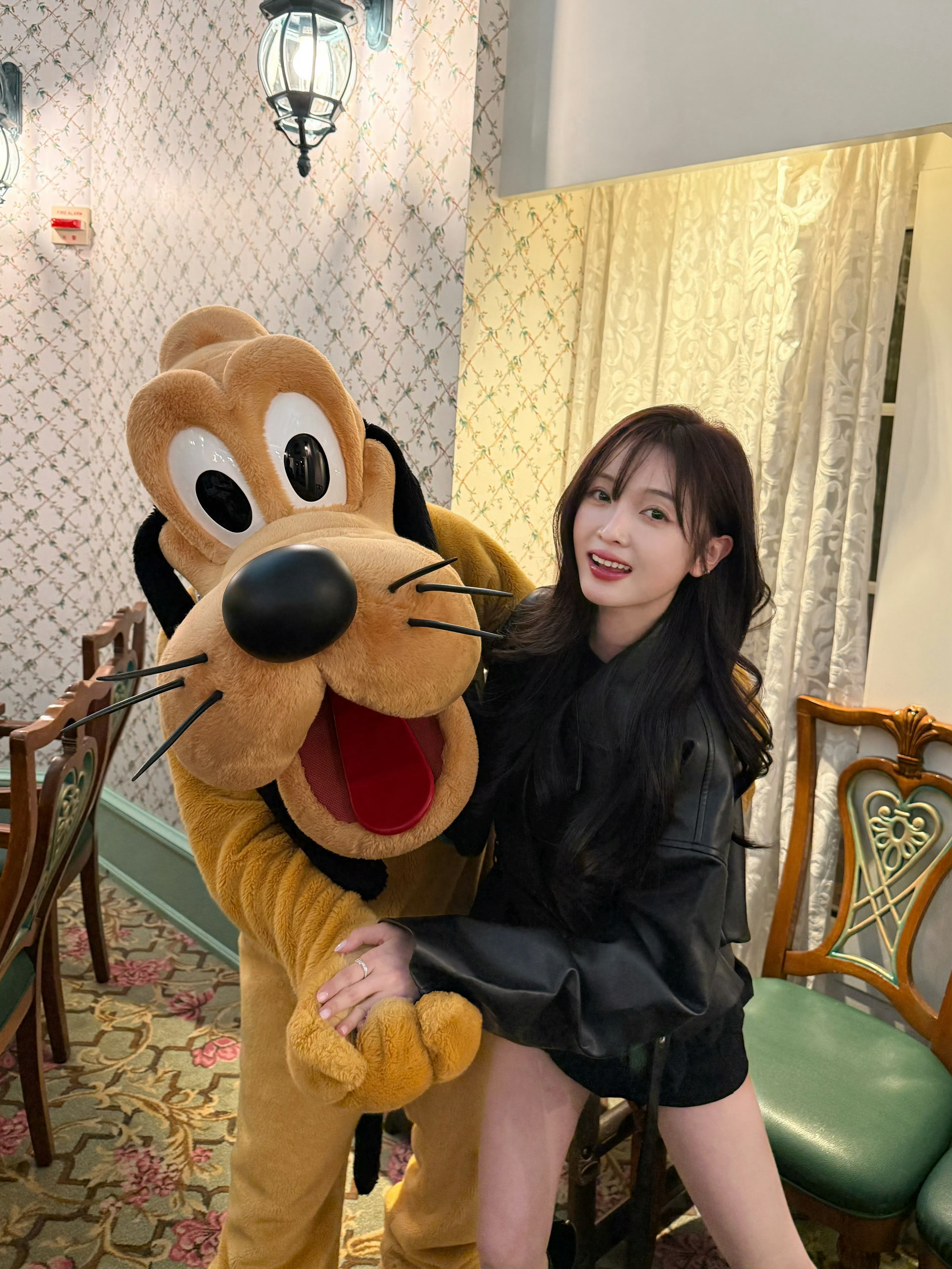 吴宣仪wxy吴宣仪辛凌 朋友们今天还没发帖的话记得发一下哇