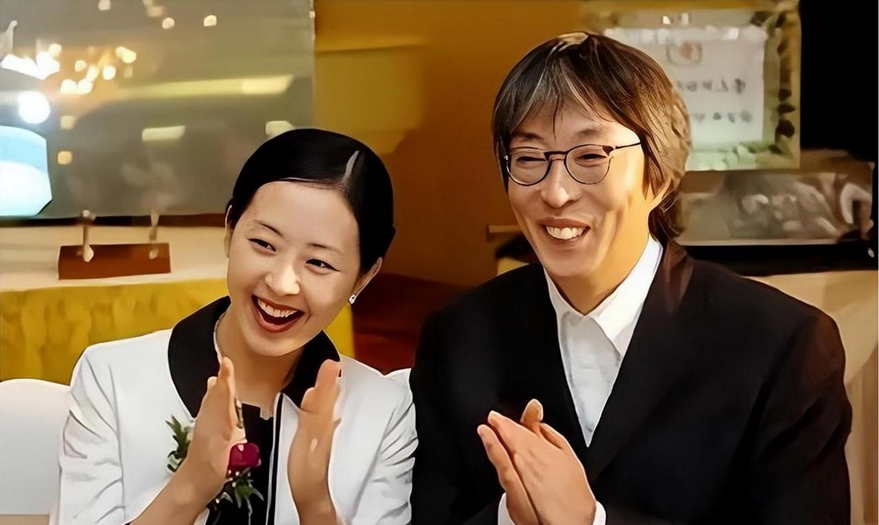 徐贞姬：被前夫家暴32年，56岁离婚，62岁再婚被宠成少女，凭啥？

徐贞姬很多