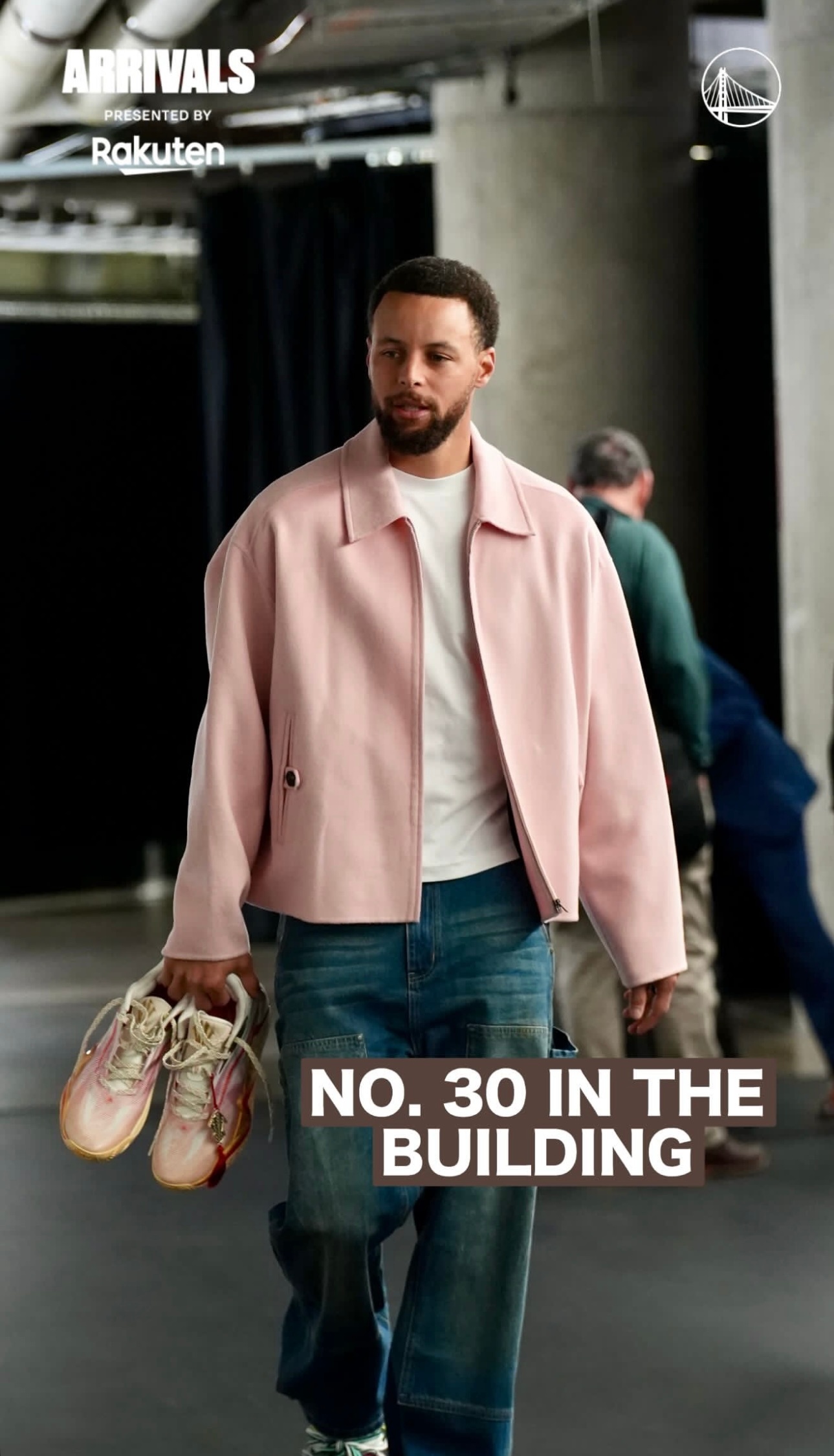 手上的KAI3给出了答案CurrySoleNews勇士vs独行侠库里