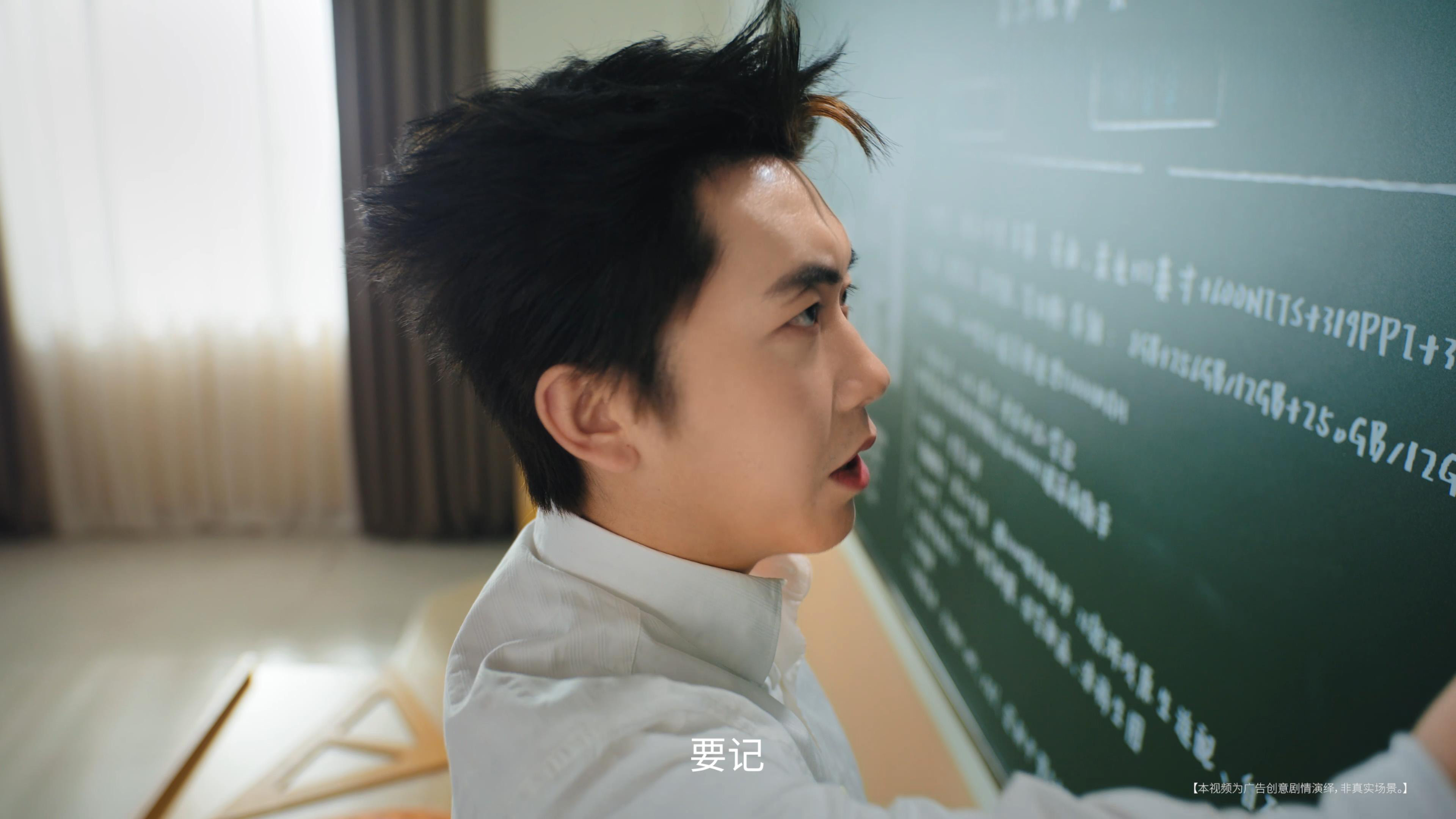 张兴朝说李嘉诚平板支撑面像都变了很多人不知道，平板支撑看起来简单，但撑到后面真的