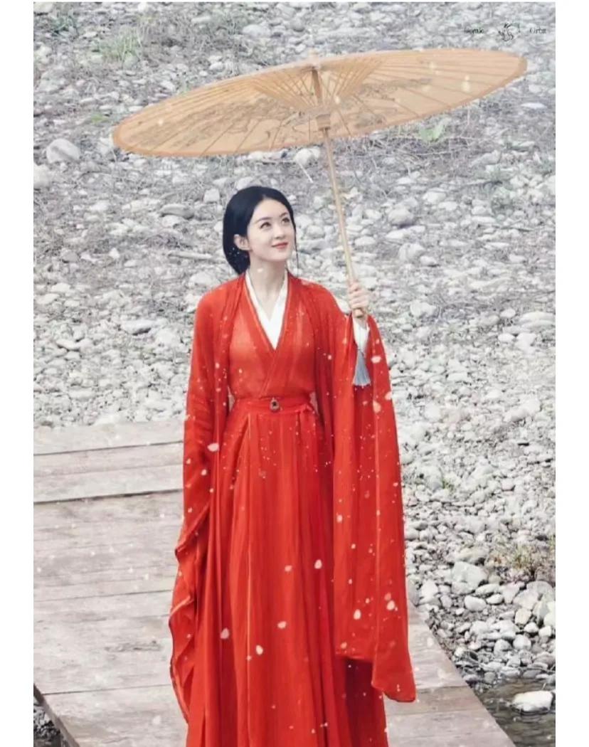 赵丽颖x林更新《与凤行》
该剧改编自九鹭非香所著小说《本王在此》，讲述了上古神君