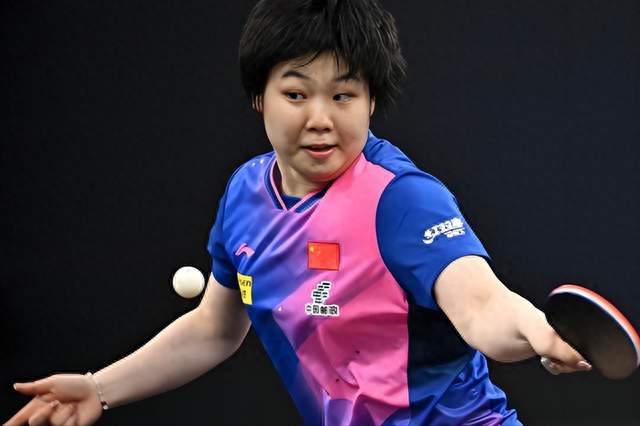 大满贯女单战况胶着！蒯曼苦战五局惜败削球手，八强已决出三席