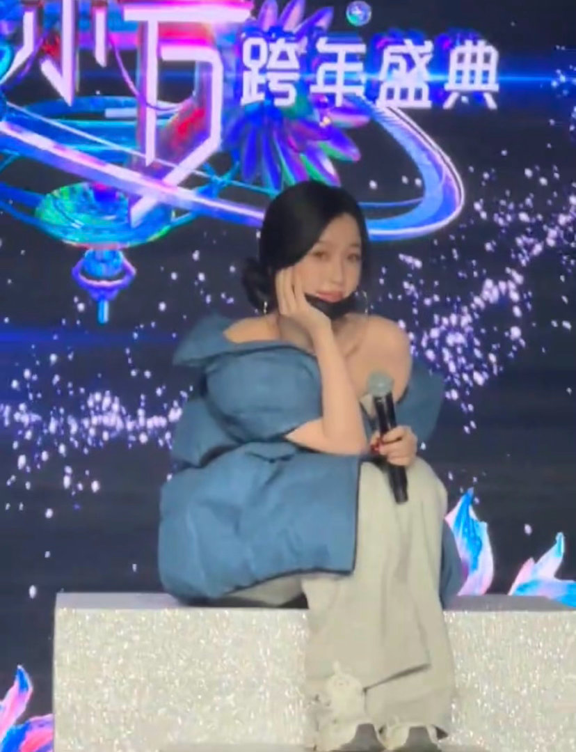 曝虞书欣补偿一念江南换角亏损姐姐你看到这个是不是也很无奈？ 