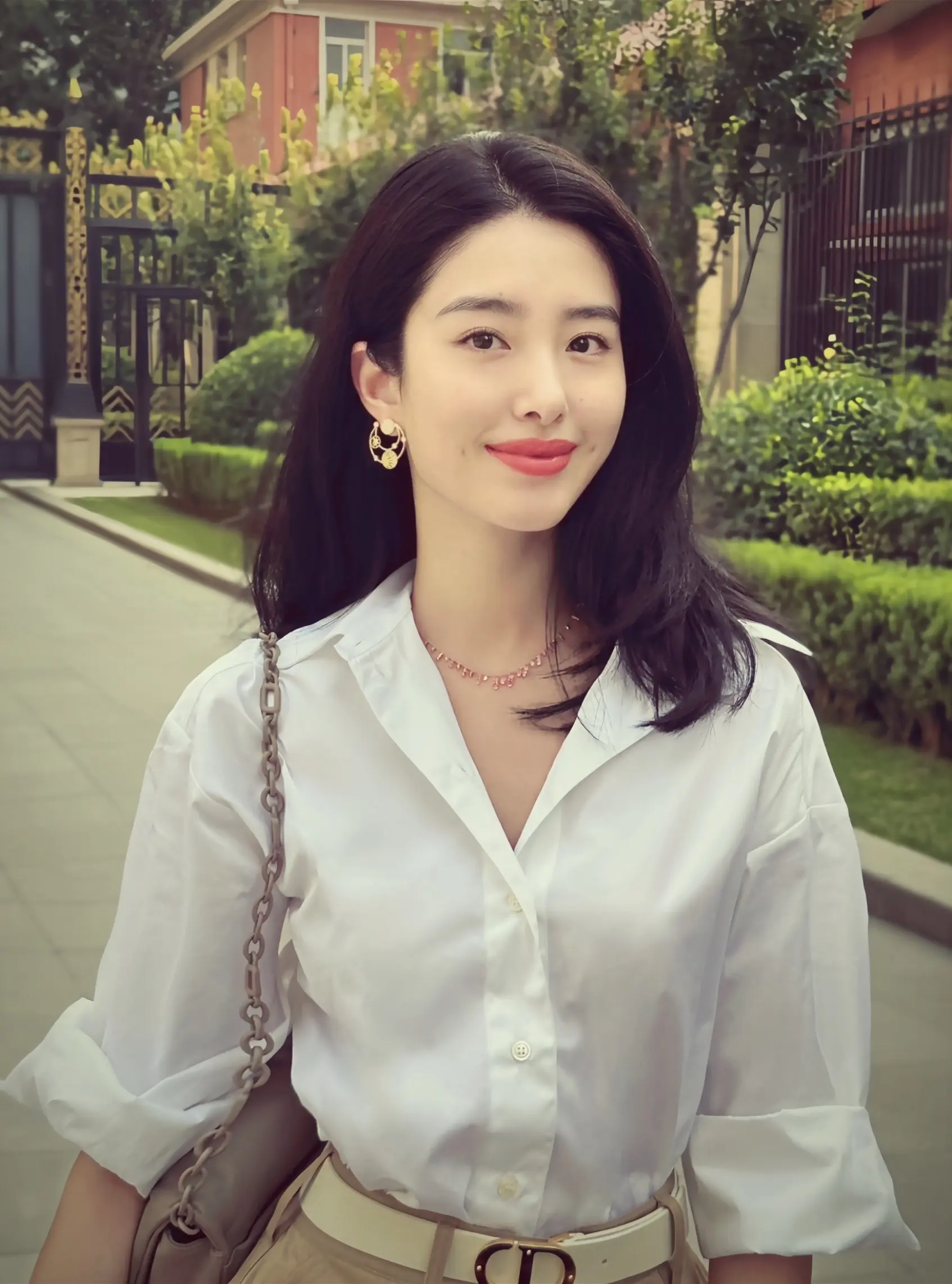 做不被定义的女性