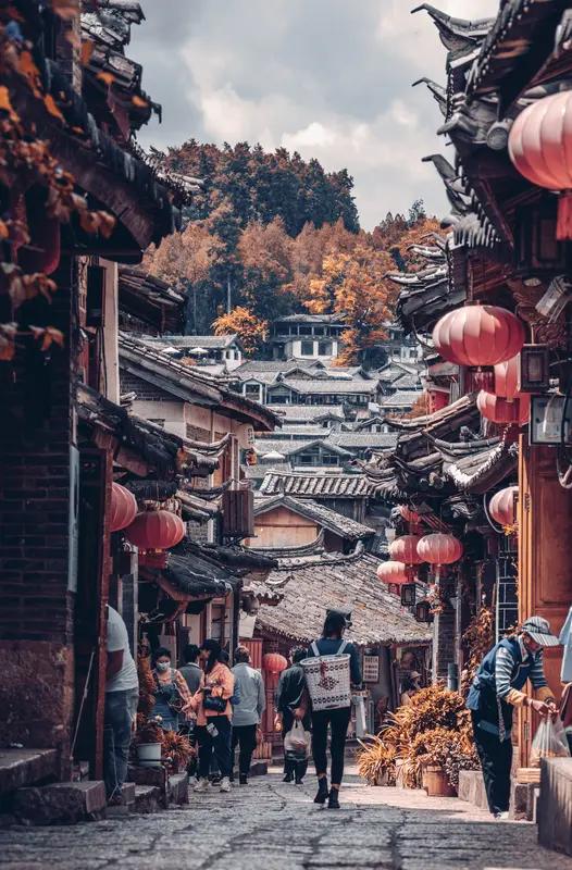 丽江旅拍协会起诉小红书，咋回事？
 
最近，丽江旅拍协会要起诉小红书的消息引发了