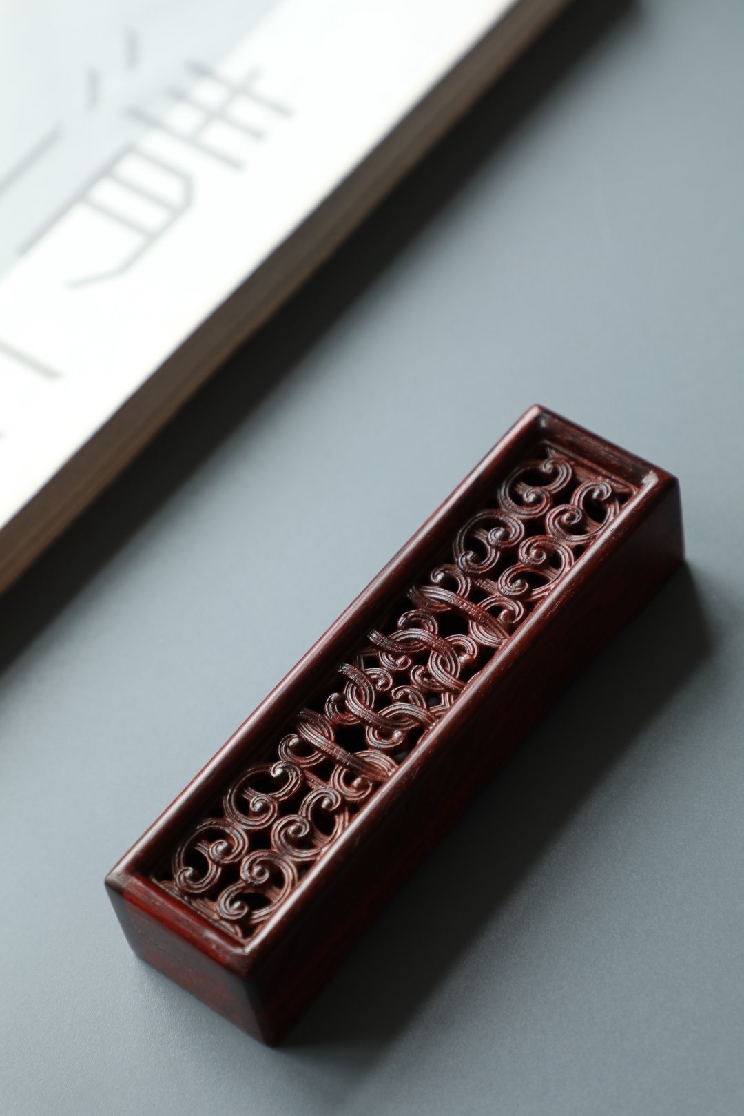 如意｜线香盒｜小叶紫檀印度小叶紫檀拆房老料榫卯结构制作，焚香的妙处在于无形中调动