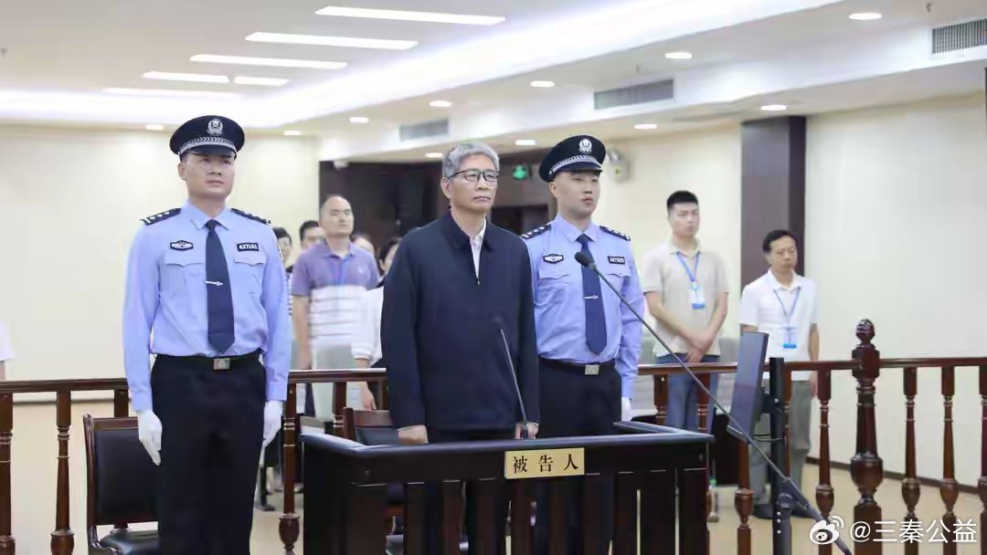 【受贿1.98亿余元  广西壮族自治区人大常委会原党组成员、副主任，桂林市委原书