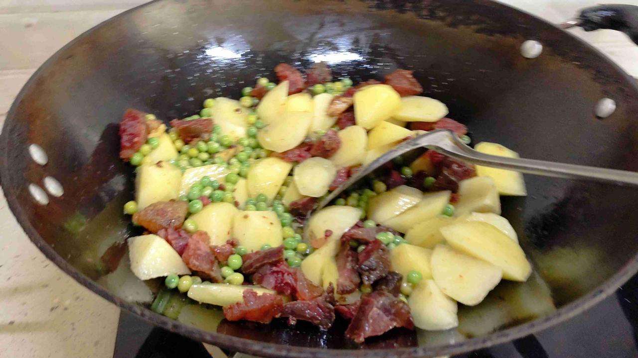 我的今日状态：😁轻松愉快
我这里的天气：☁️阴天