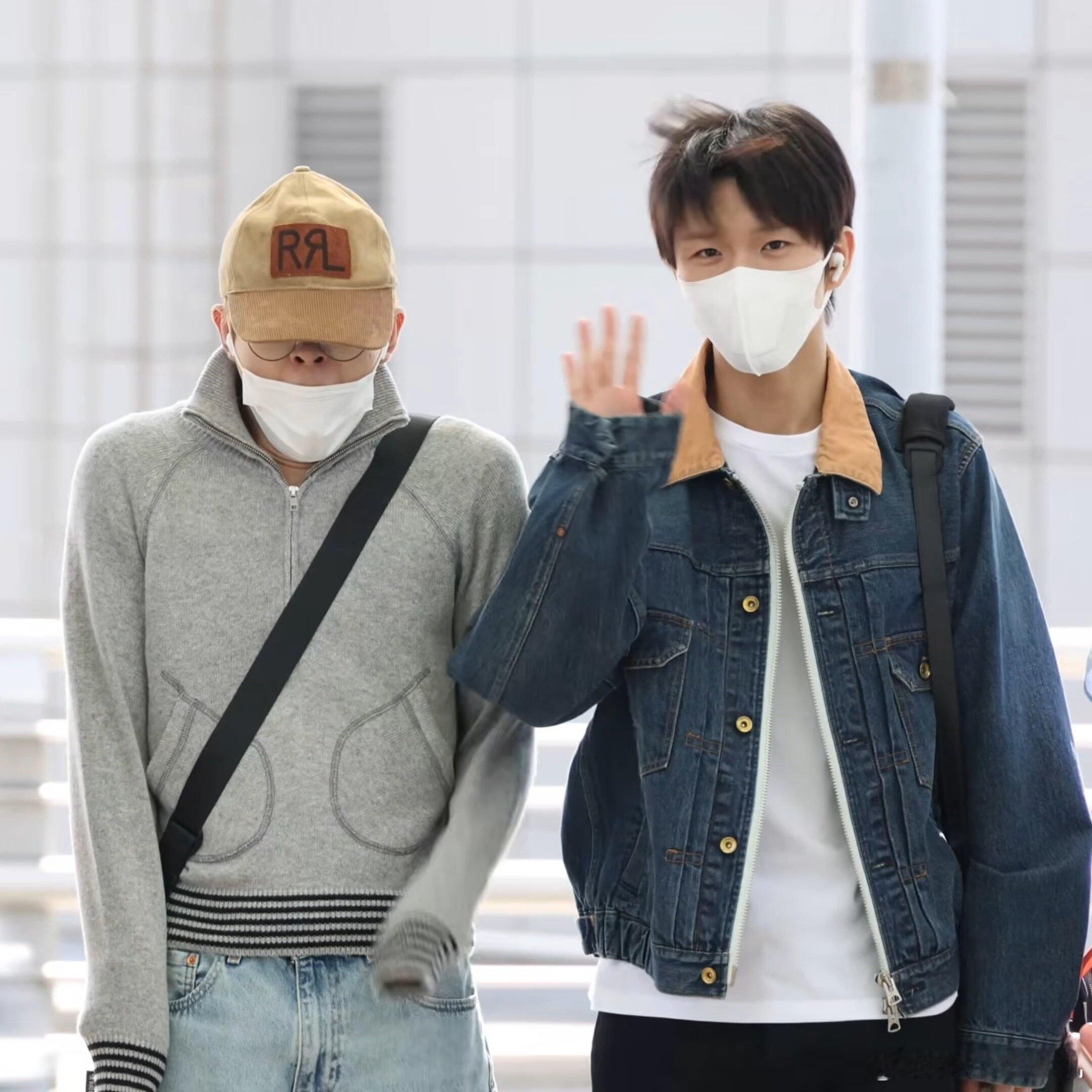 权志龙咋和NCTWISH一起走机场 ​​​
