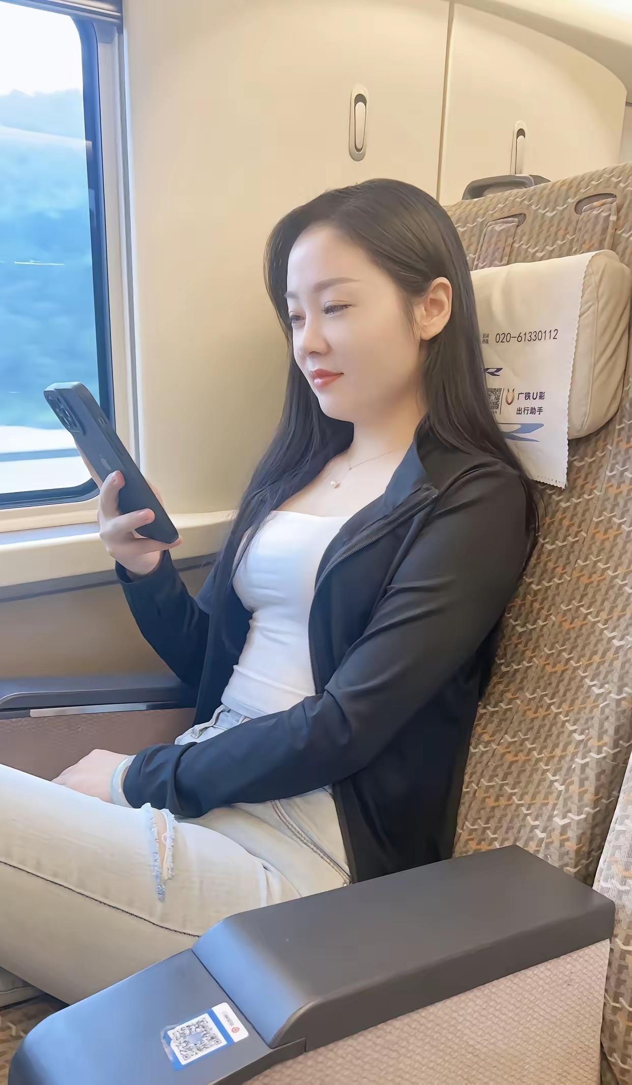 这也许就是男人奋斗的意义吧！男子汉大丈夫，如果没有能力娶妻生子，那还是真男人吗！