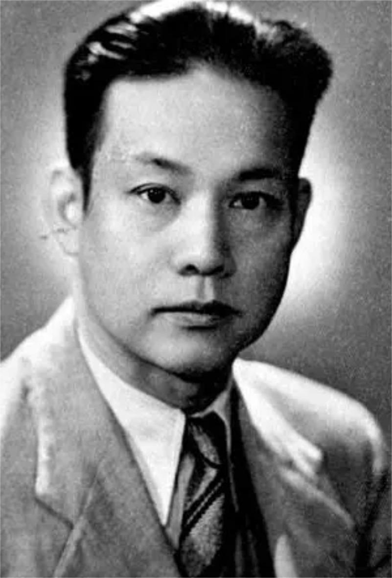 周信芳（1895年1月14日—1975年3月8日），名士楚，字信芳，艺名麒麟童，