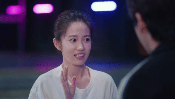 汤梦佳新剧一开口梦回阮思思 汤梦佳《年少有为》里的田默太有代入感，一举一动都是社