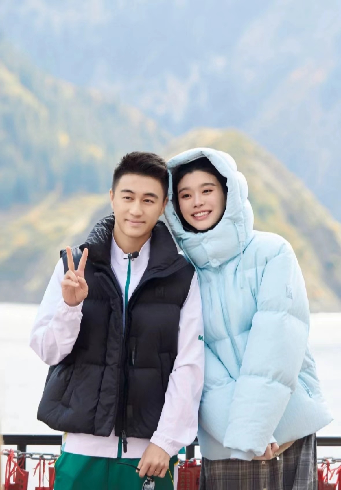 恭喜啊！你别说他们的感情线真的蛮打动人……只要追过爱的修学旅行都会磕到，在何猷君