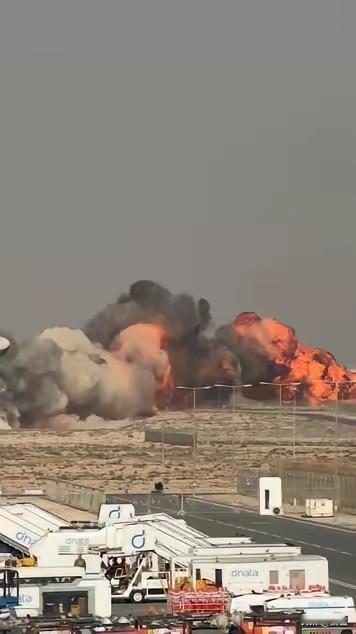 有印度媒体说，光辉战机坠毁是老美搞的鬼，目的是阻止印度军事工业的崛起。
问题是印