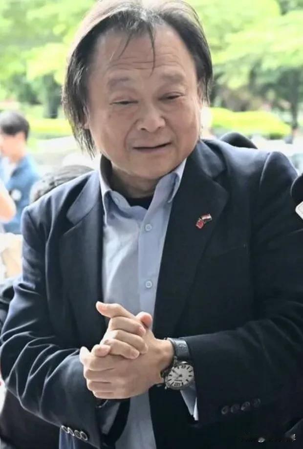 且看王世坚与赖清德的交锋。
民进党“立委”王世坚今天就任民进党中常委。由于他是英