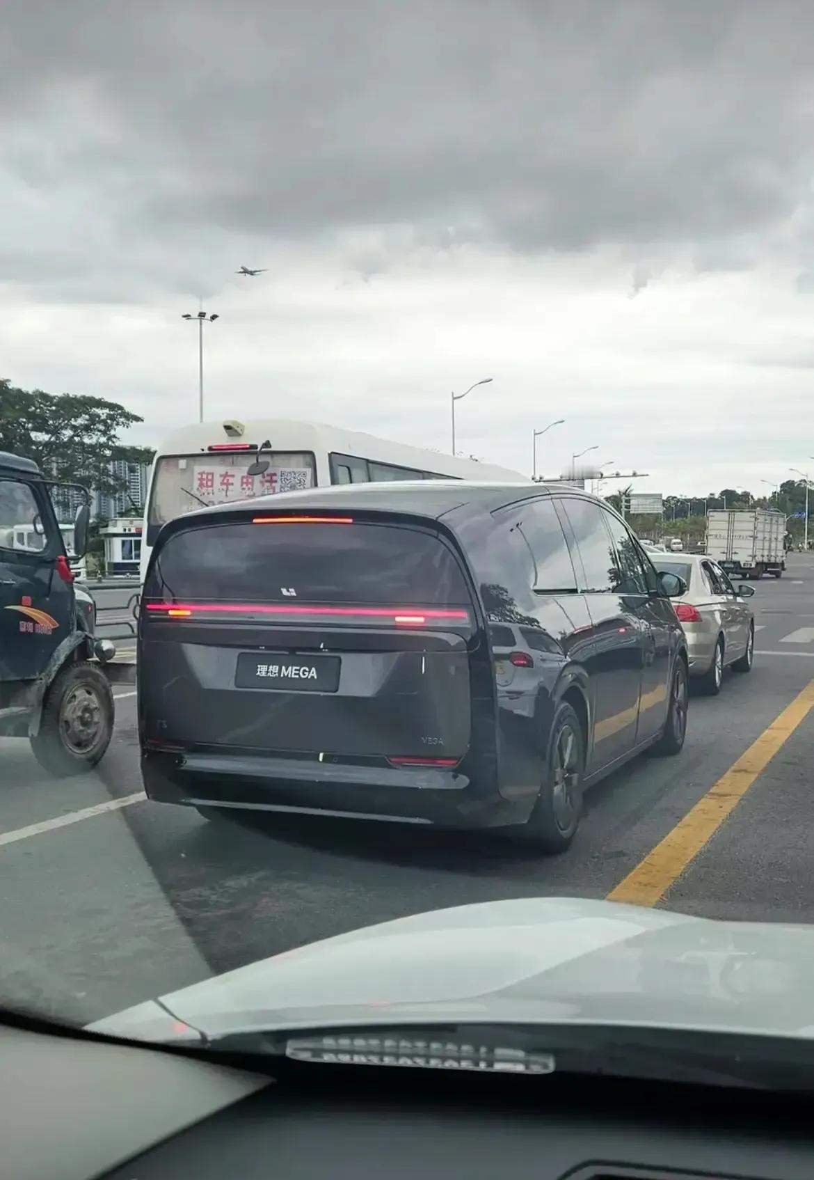 已经上路…
其实也还好吧！
没那么夸张…